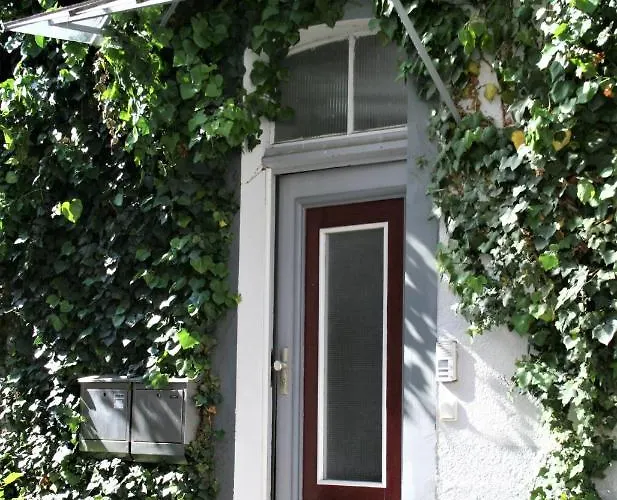 Herrenhof 12 * Worms