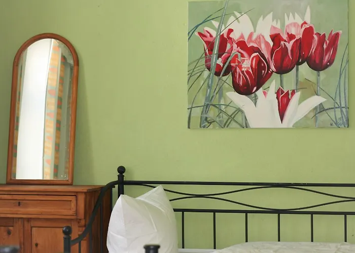 Herrenhof 12 * Worms